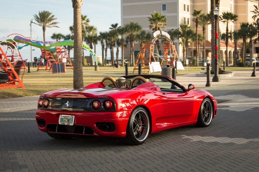 Ferrari.  This thing sounded NICE! I'd forgotten how many nice cars roll around Florida.