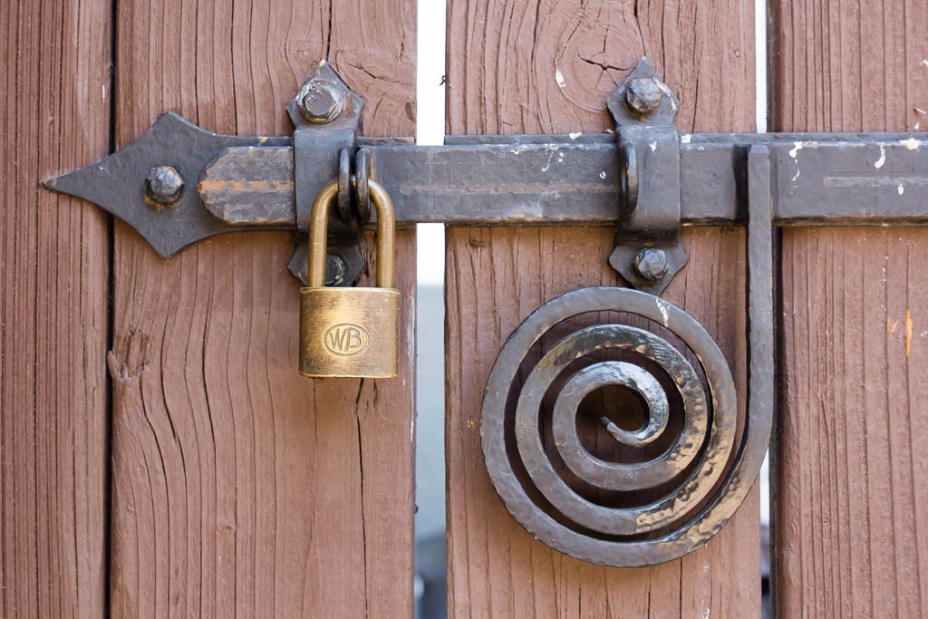 Decorative lock