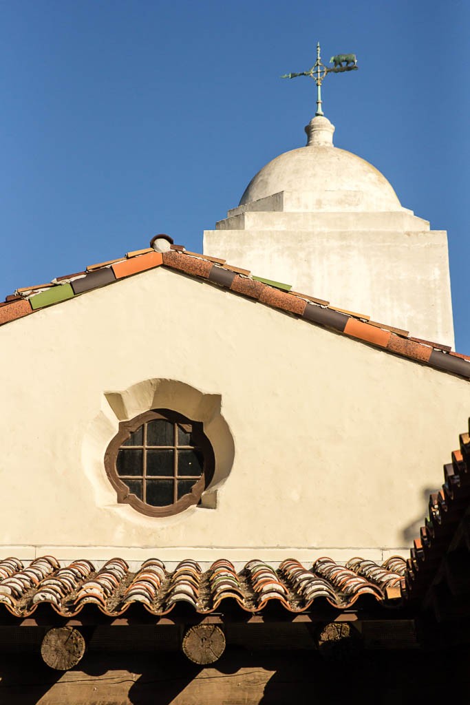 Love the colored roof tiles