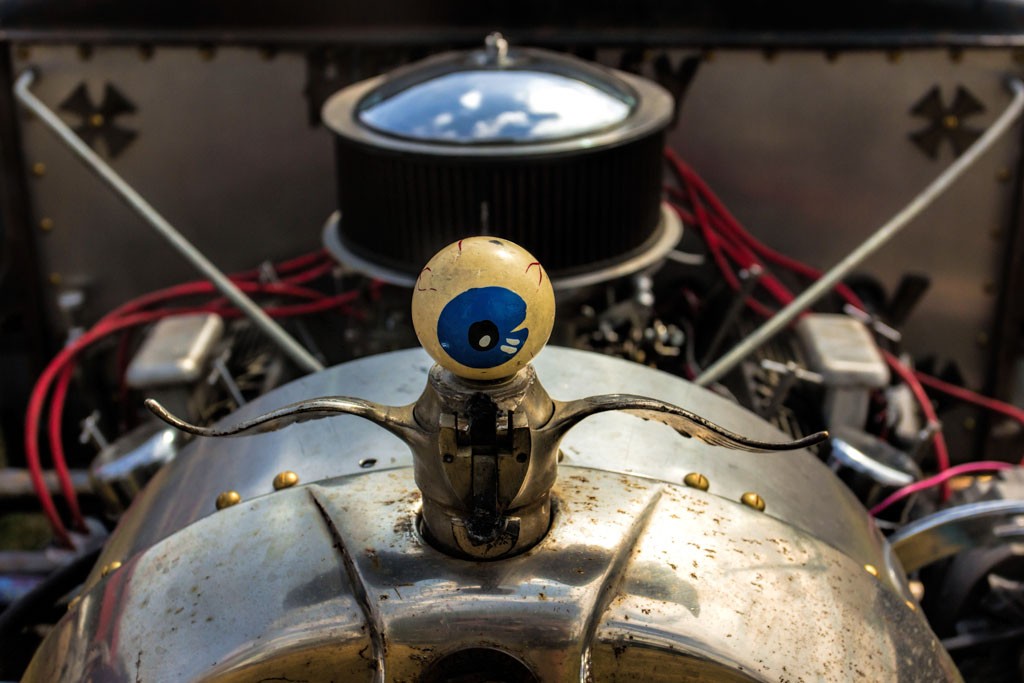 No car show is complete without at least one flying eyeball...