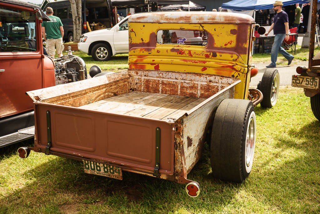 I had a little yellow truck just like this once... Shoulda kept that one too...