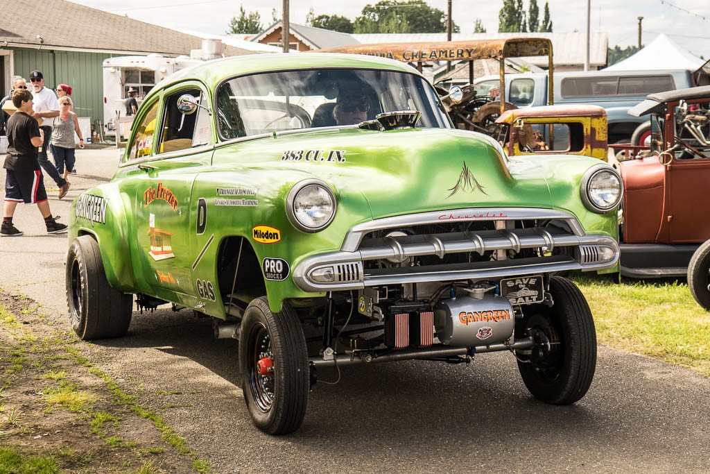 I want to drive one of these someday. I bet it's terrifying.