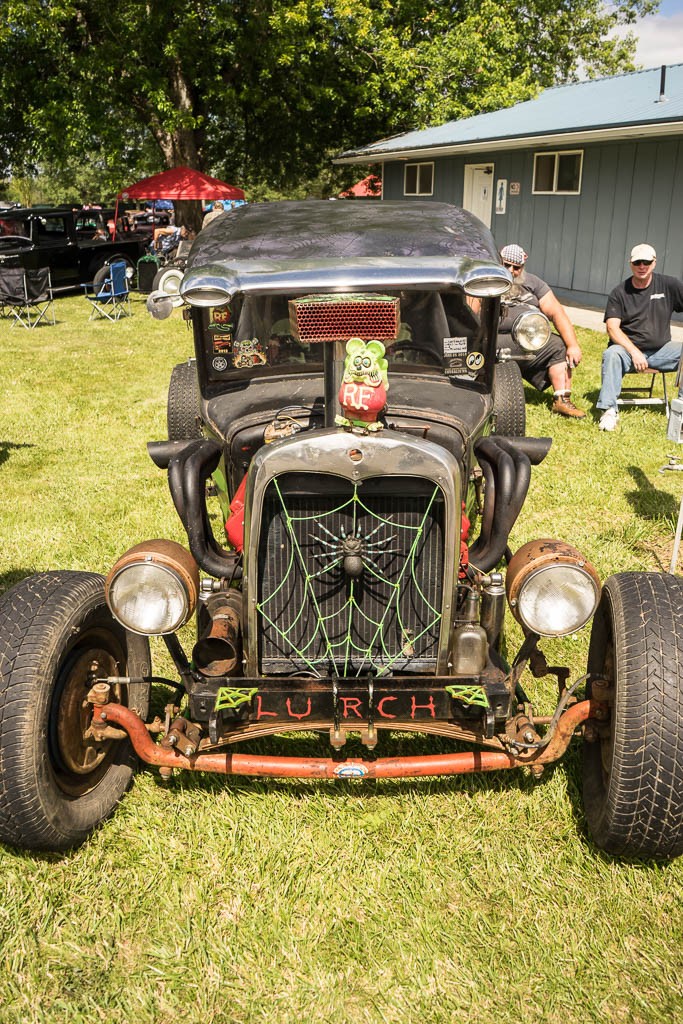 There's your stereotypical rat rod right there...