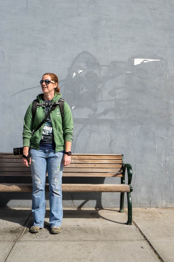 Jessica in front of an almost blank wall. I like the composition of this one.