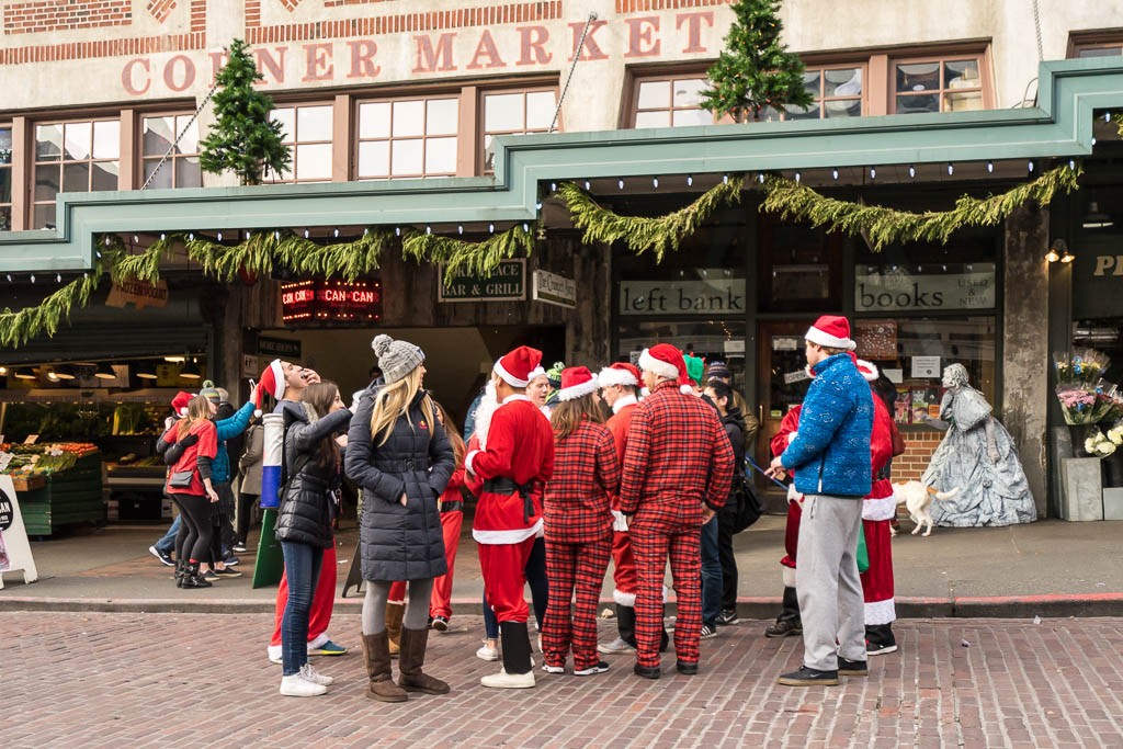 There was a santa themed pub crawl today. Made the people watching even more entertaining than usual.